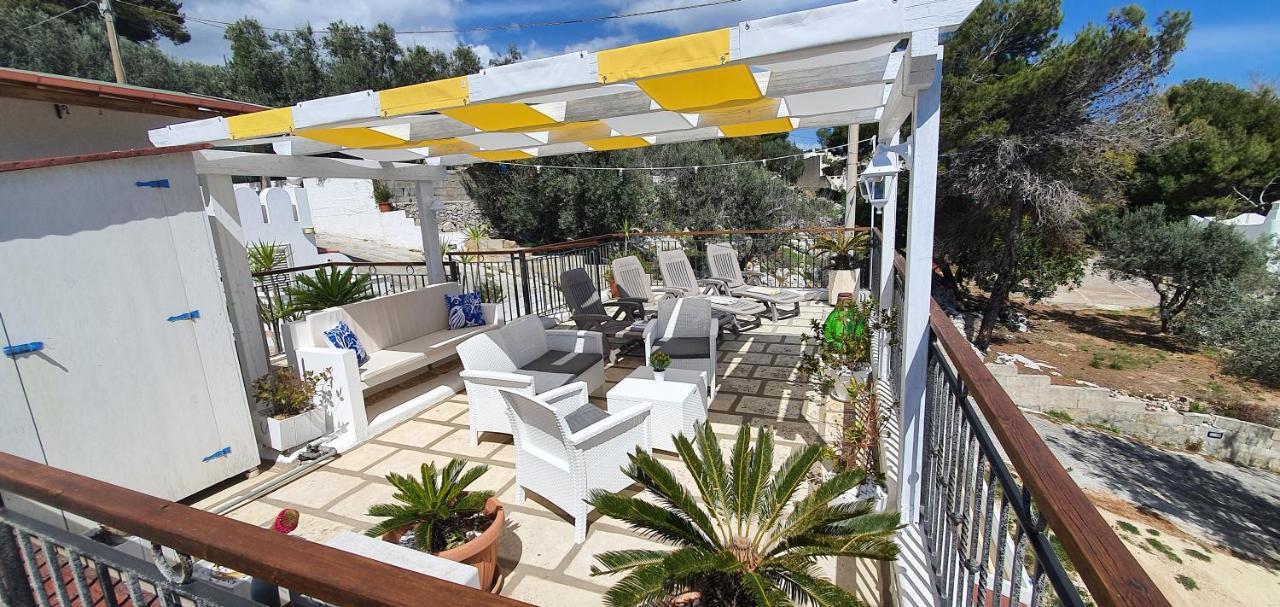 Casa Vacanze "Il Carrubo" Gagliano del Capo Exterior photo