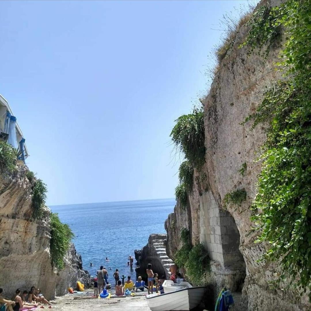 Casa Vacanze "Il Carrubo" Gagliano del Capo Exterior photo